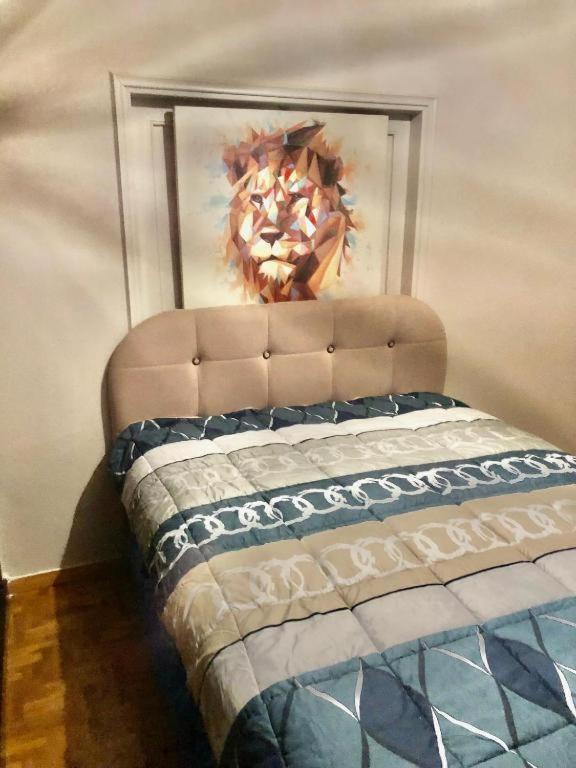 Economy Shared Apartment E In Central Афины Экстерьер фото